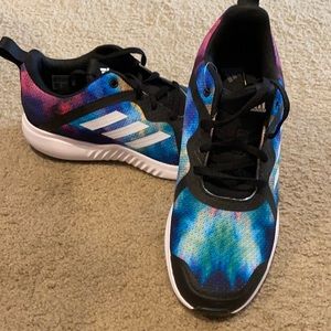 NWOT Adidas sneakers